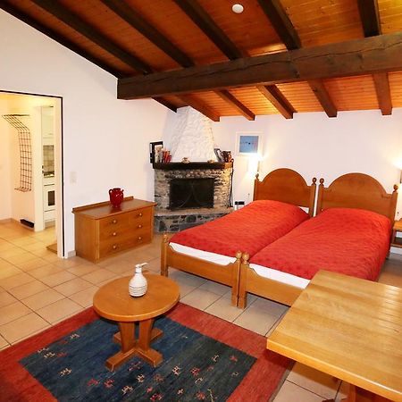 Sarazena Leilighet Saas-Fee Rom bilde