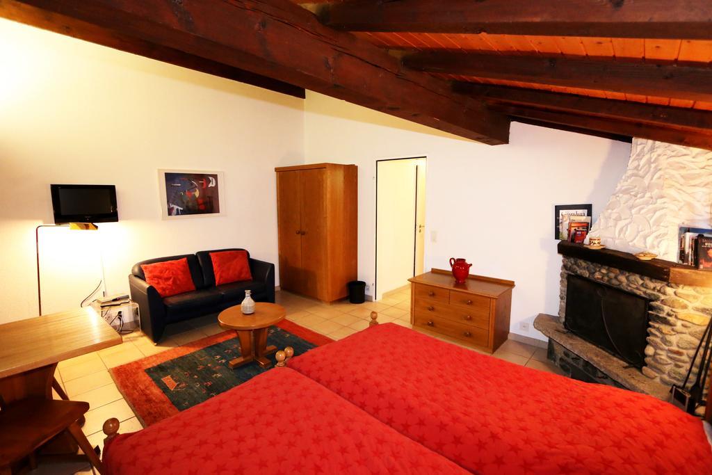 Sarazena Leilighet Saas-Fee Rom bilde